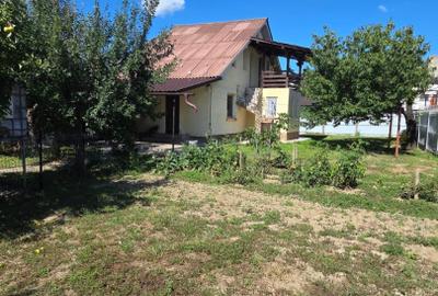 Casa de vanzare cu 3 camere - Zona Soarelui - 3