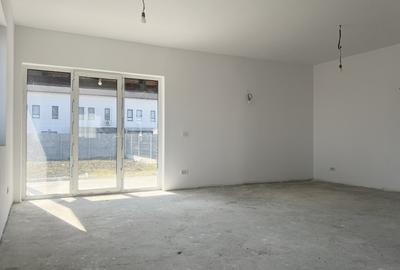 Duplex, 115mp utili, 310mp teren, 4 camere, Curent trifazic-Sacalaz - 4