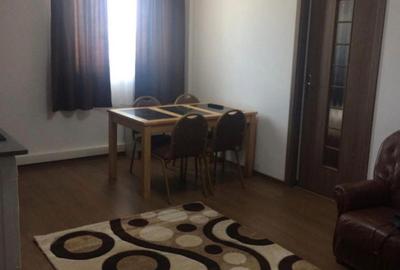 Apartament 3 camere, 45 mp, zona Bariera Valcii - 1