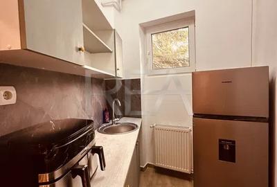 2 Camere Renovat Ideal Pentru Investitii - 5