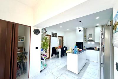 Casă cu 6 camere în Iosefin