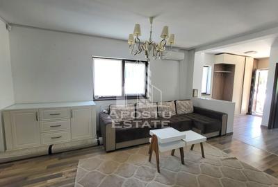 Casă cu 4 camere în Dumbrăvița