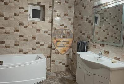 3 camere 180 mp + Parcare privata. Peninsula, Centrul Vechi, Piata Ovidiu - 11