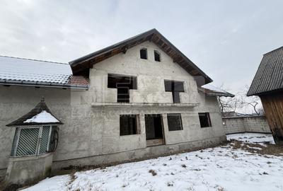 Proprietate de vânzare cu două case | Teren 1.500 mp | Bivolărie - 10