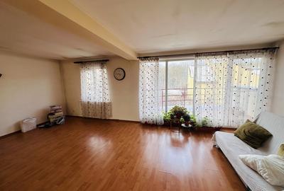 Duplex confortabil la Pădure-Rosu, 273 mp construiti, 199 mp teren, P+1+M, 5 cam - 18