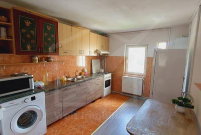 Apartament 4 camere, 2 bai, Etajul 2/4, Zorilor, Cluj-Napoca - 1