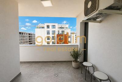 LUX / MOBILAT UTILAT / BALCON GENEROS / LOC DE PARCARE - 1