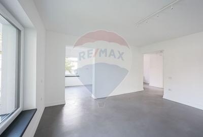 De închiriat casă renovată 2023, 5 camere, pericentral - 11
