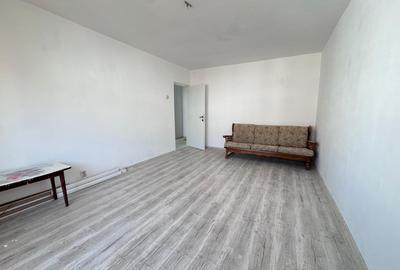 NORD - Apartament 2 cam DECOMANDAT, Etaj 3/4, Bloc 1986 - 7