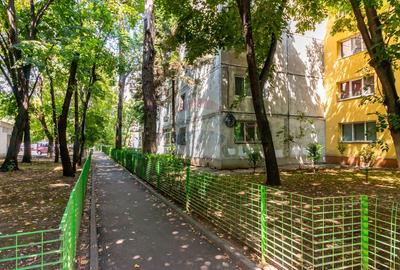 Apartament cu 3 camere decomandat în Brâncoveanu
