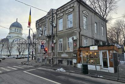 Casă individuală cu 6 camere în Unirii