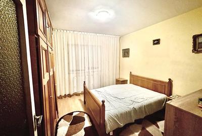 Apartament cu 3 camere , 2 bai si parcare -Profi Tractoru - 1