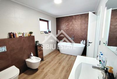Casa Sibiu complet dotata, imobil ca nou - 7