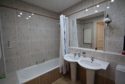 APARTAMENT DEOSEBIT IN ZONA CENTRALA - 32