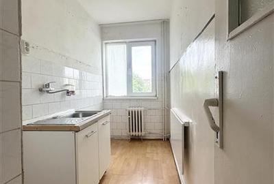 Apartament 2 Camere Semidecomandat, Etaj Intermediar, Tomis Nord Ciresica - 11