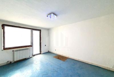 Apartament cu 4 camere decomandat, mobilat în Cetate