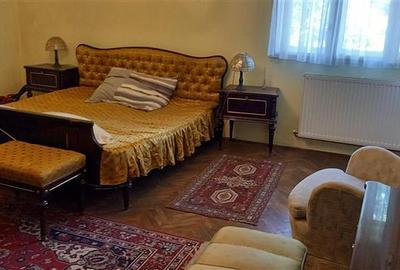 Apartament cu 3 camere semidecomandat în Ultracentral