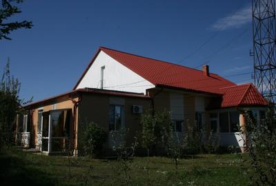 Proprietate deosebita la Vorona pe 1 ha de teren - 2