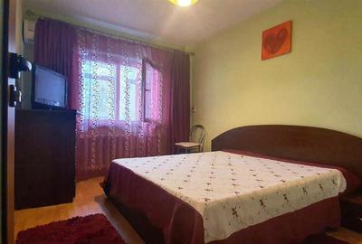 Apartament 3 camere decomandat 2 bai Nicolina - Gradinita nr. 1 - 3