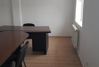 Inchiriez birou zona Bartolomeu - 1