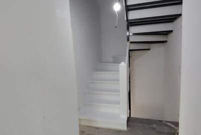 Casa  mare, luminoasa, spatioasa cu 5 camere, doua bai, 400 mp teren, Bucium - 13