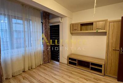 Garsonieră decomandată în Metalurgiei