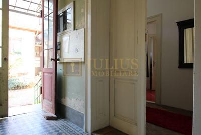 La casa, zona linistita, str Odobescu; camere spatioase, centrala proprie - 18