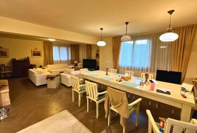 Vilă cu 10 camere P+2E+M 400 M² utili 2800 M² Teren Comandau - 9
