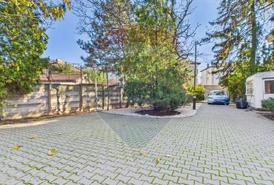 Vila spectaculoasa in Balotesti, curte 5000 mp si piscina interioara - 25