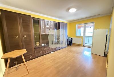 Garsoniera la mansarda cu balcon pe Str Siretului - 1