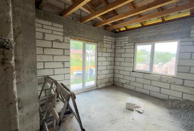 Casa P+1E la rosu de vanzare in Valea Doftanei | Teren 1000 mp | Trăisteni - 15