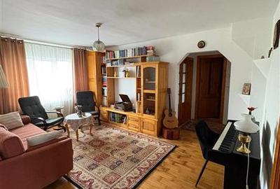 Vanzare apartament 4 camere decomandat Manastur zona Flora, Cluj-Napoca - 2