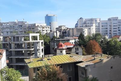 GARSONIERA NATIUNILE UNITE - BUCATARIE INCHISA, MOBILAT/ UTILAT MODERN - 8