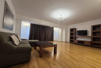 Apartament cu 3 camere decomandat, mobilat în P-ța Alba Iulia