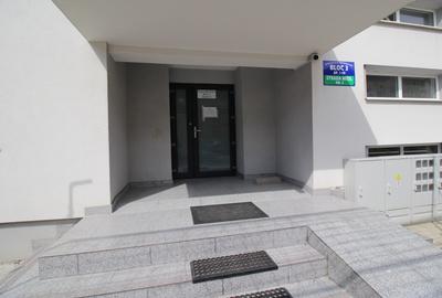 Metrou 1 Decembrie, bloc ca nou, cu lift, garsonieră nouă - 1