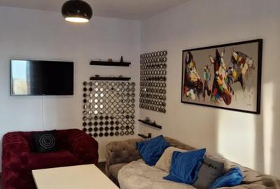 Apartament cu 3 camere semidecomandat, mobilat în Grozăvești