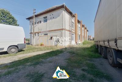 Clădire împunătoare de 540 mp pe 2 nivele în Sânnicolau Mic - 4