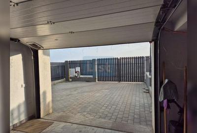Casa ultrafinisata, garaj, panouri fotovoltaice - 20