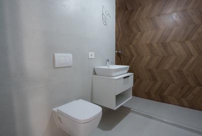 Duplex cu 4 camere în Tractorul