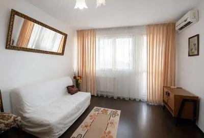 Apartament cu 2 camere semidecomandat, mobilat în 1 Mai