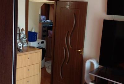 Apartament 3 Camerte Zona 13 Septembrie - 1