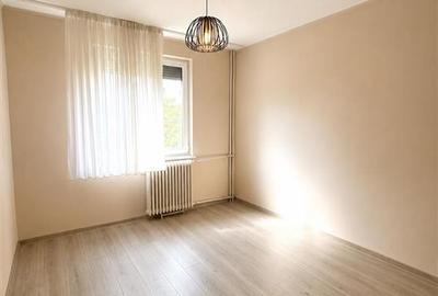 Apartament de vanzare cu 3 camere Rogerius - 2