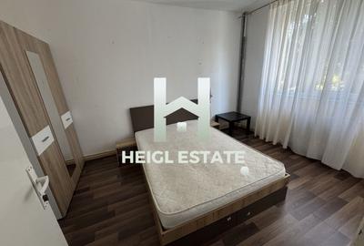 Apartament cu 3 camere decomandat, mobilat în Central