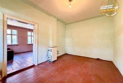 Casa cu potential,  acces la/ din 2 strazi,  512 mp teren,  Sfantu Gheorghe - 3