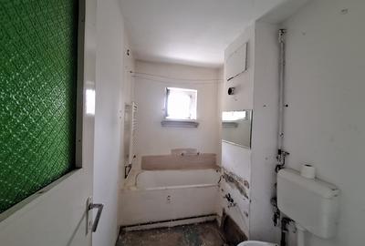 Pozitie excelenta! Apartament cu 2 camere si balcon de 4 mp- Calea Aradului - 12