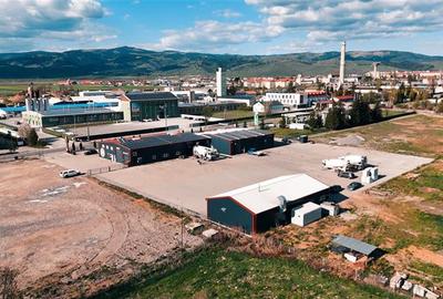 Imobil industrial - service auto complet echipat (Gheorgheni, str. Kossuth Lajos - 2