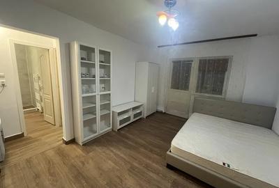 Complexul Studentesc, apartament 2 dormitoare, centrala proprie