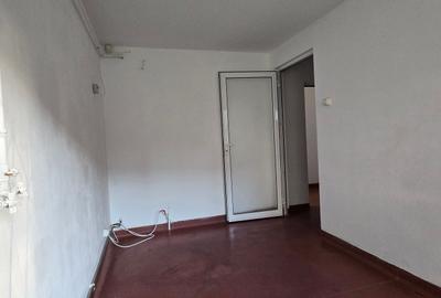 Vânzare apartament 3 camere , parter, micro 5 Târgoviște - 7