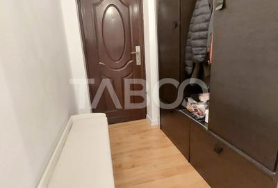 Apartament de inchiriat 2 camere decomandate balcon parcare Terezian - 8