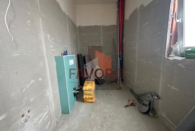 Triplex in Sacalaz |  Finisaje premium | 3 camere | Asfalt | 2 terase - 6